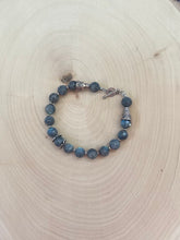 Load image into Gallery viewer, Faceted Labradorite And Silver Gemstone Beaded Bracelet