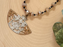 Load image into Gallery viewer, Asian Fan Beaded Necklace| Crystal And Brass| Japanese Fan Pendant
