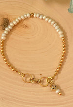 Load image into Gallery viewer, Baroque pearl and gold filled clasp bracelet