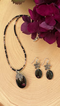 Load image into Gallery viewer, Black Onyx And Silver Marcasite Necklace