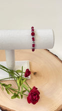 Load image into Gallery viewer, Red Jade and Labradorite Silver Bracelet