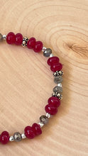 Load image into Gallery viewer, Red Jade and Labradorite Silver Bracelet