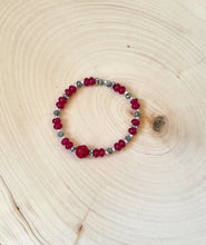 Load image into Gallery viewer, Red Jade and Labradorite Silver Bracelet