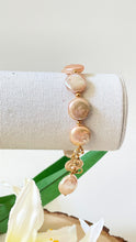 Load image into Gallery viewer, Sand Dollar Genuine Pearl Clasp Bracelet