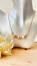 Load image into Gallery viewer, Sand Dollar Genuine Pearl Choker necklace