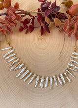 Load image into Gallery viewer, Genuine Pearl Choker Necklace