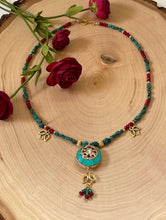 Load image into Gallery viewer, Turquoise And Coral Kundan Necklace