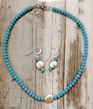 Load image into Gallery viewer, Sand Dollar Pearl Choker Necklace With Aqua Beads