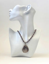 Load image into Gallery viewer, Geode Gemstone Beaded Necklace