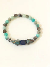 Load image into Gallery viewer, Lapis Lazuli Nugget Gemstone And Silver Stretch Bracelet