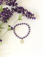 Load image into Gallery viewer, Amethyst Gemstone Bracelet With Silver Sand Dollar Charm