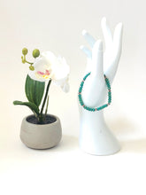 Load image into Gallery viewer, Faceted Aqua Blue Crystal And Silver Bracelet