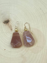 Load image into Gallery viewer, Peach Moonstone and Gold Dangle Earrings
