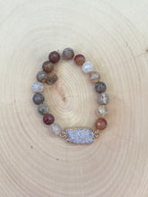 Load image into Gallery viewer, Druzy and Agate Stretch Bracelet
