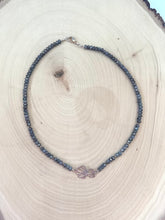 Load image into Gallery viewer, Labradorite Choker with Sterling Silver Shell Link
