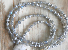Load image into Gallery viewer, Labradorite And Crystal Gemstone Beaded Bracelet
